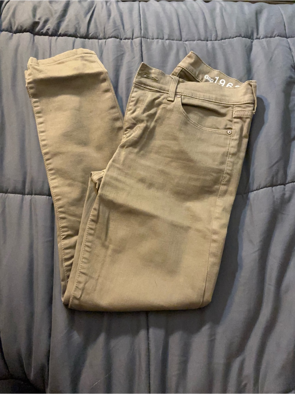 GAP Women's 1969 Skinny Legging Jean in Light Khaki
